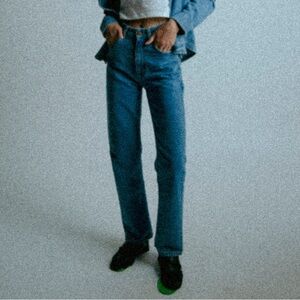 Uncle Studios Straight Leg Jean, size 28 Medium Wash